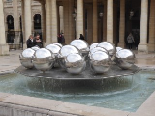 "La Fontaine des Spheres" in the Palais Royal